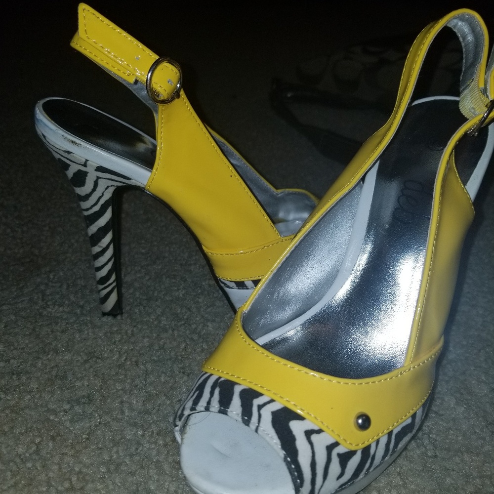 Open toe high heels